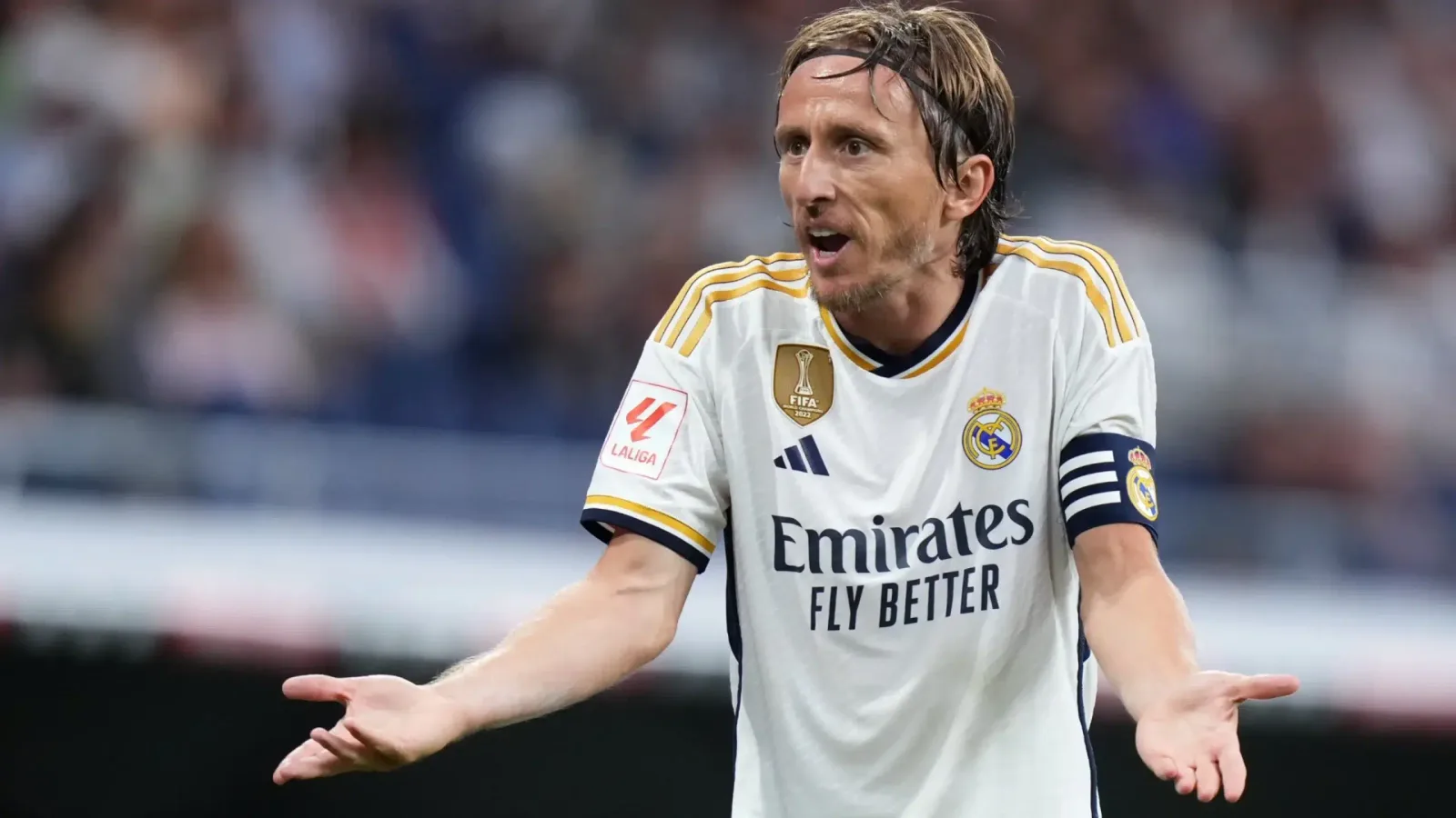 هل انتهى مشوار لوكا مودريتش مع ريال مدريد؟