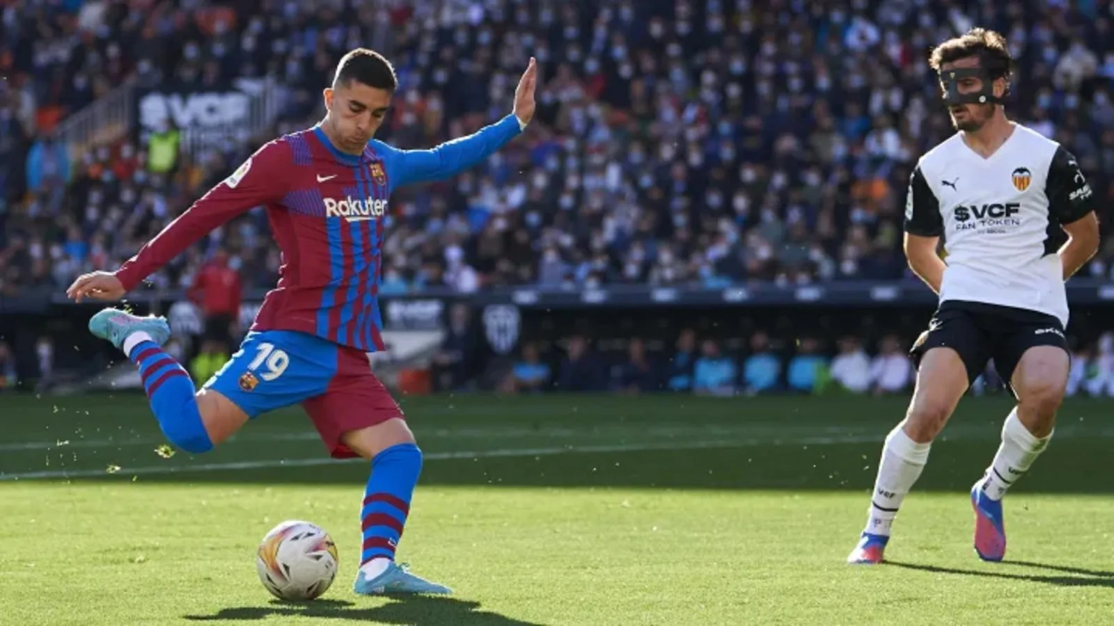 تعادل بطعم الخسارة لبرشلونة أمام فالنسيا