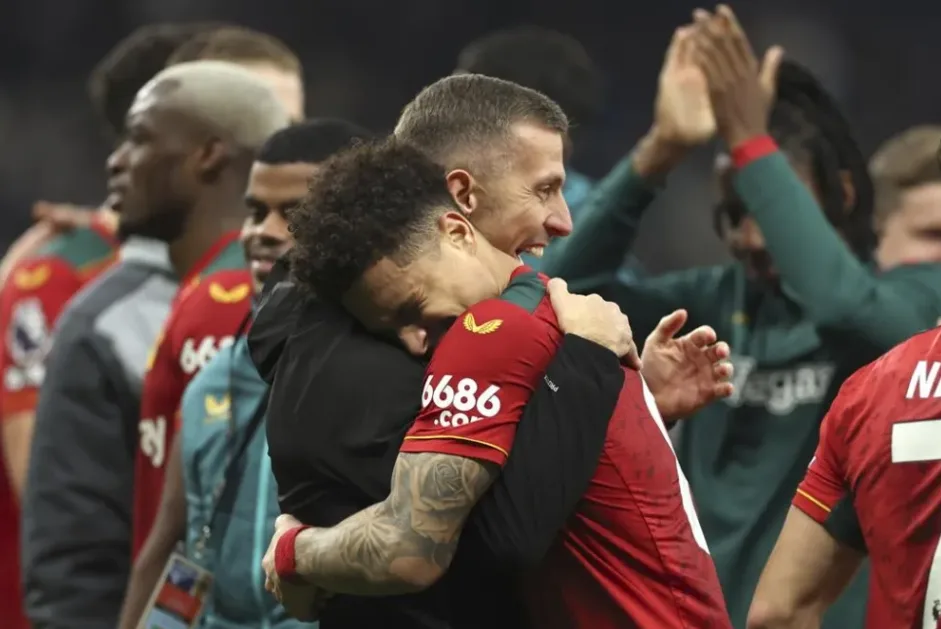 أتلتيكو مدريد يهزم لاس بالماس بخماسية في الليغا