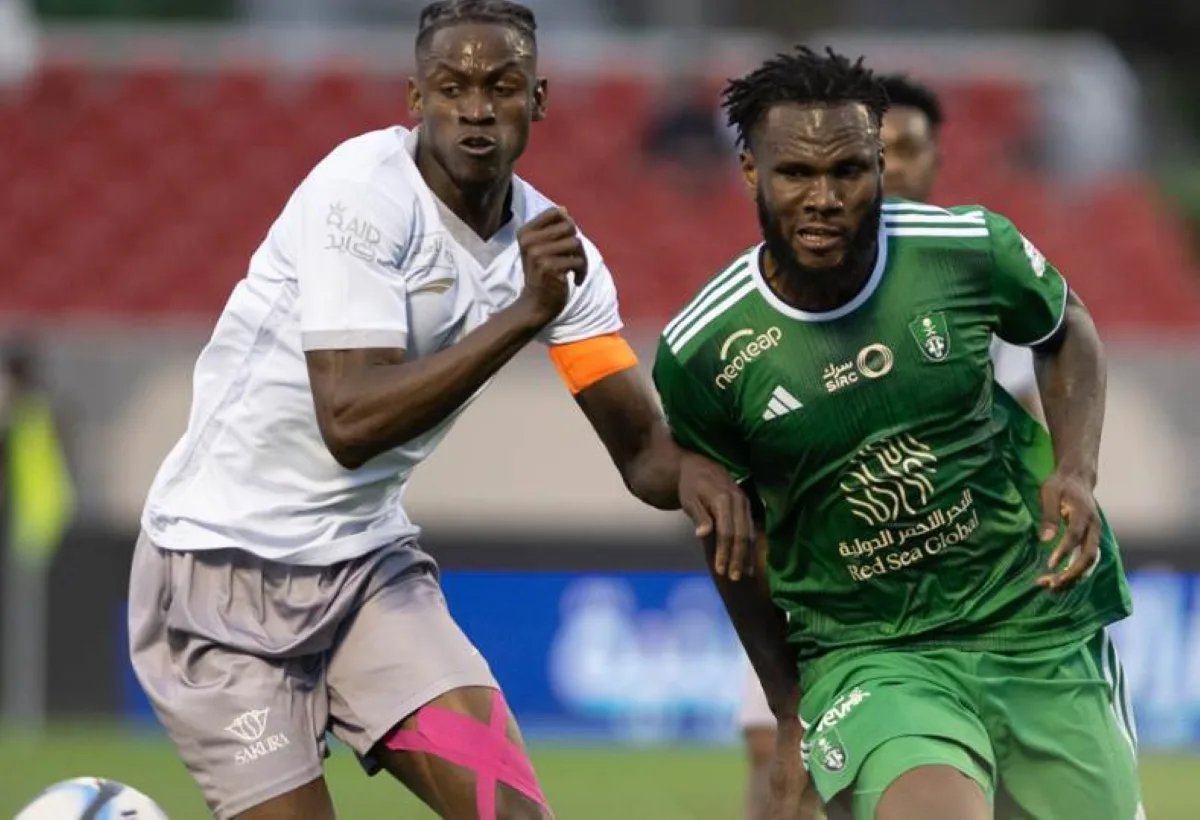 الأهلي يضرب الطائي برباعية في الدوري السعودي