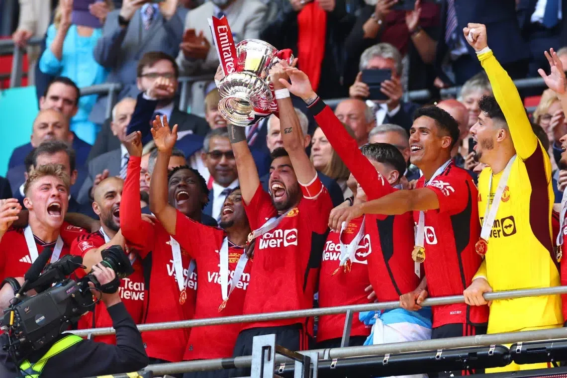 مانشستر يونايتد يهزم سيتي ويتوج بكأس الاتحاد الإنجليزي