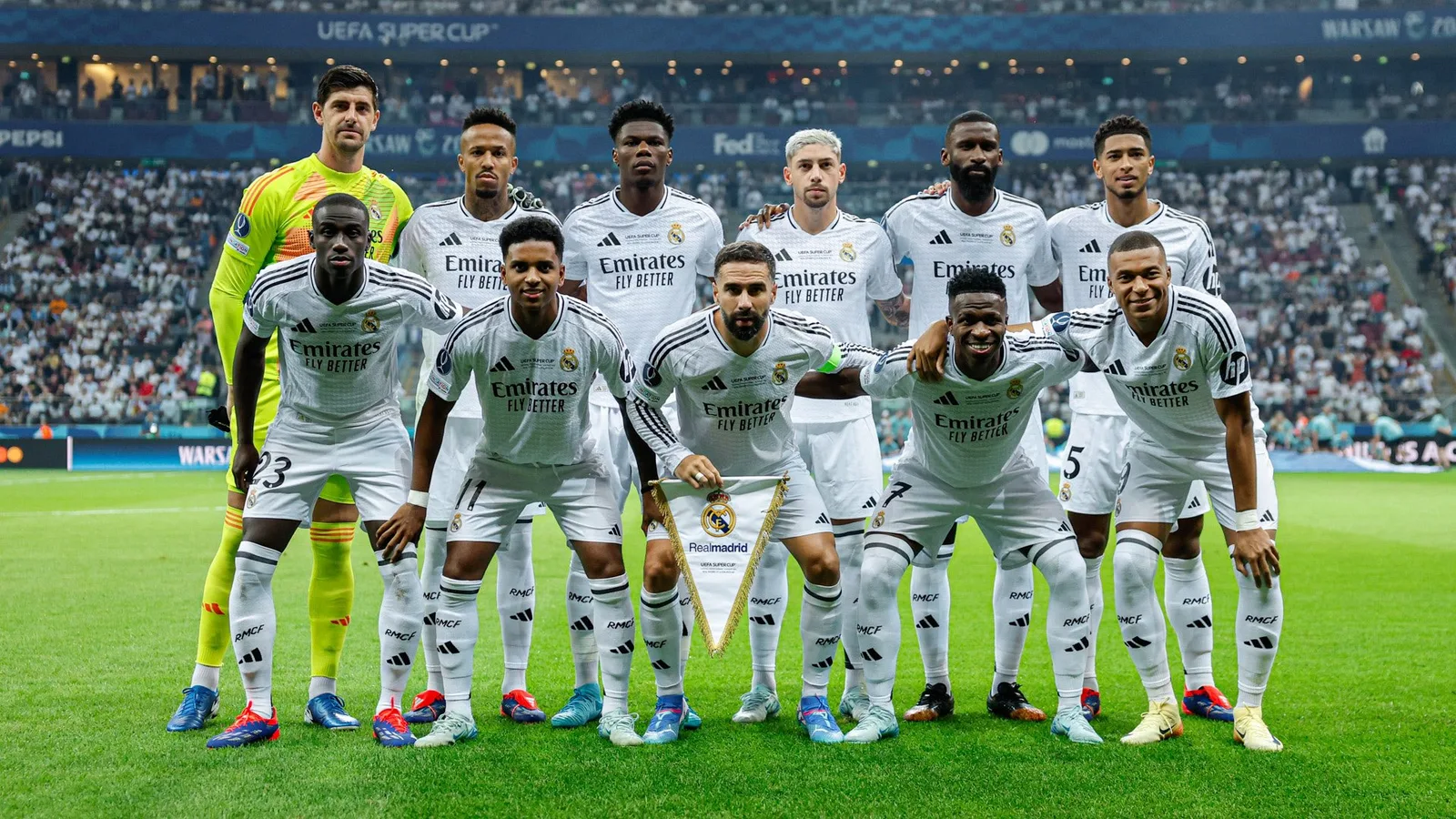 ريال مدريد يفوز على أتالانتا ويتوج بطلا لكأس السوبر الأوروبي