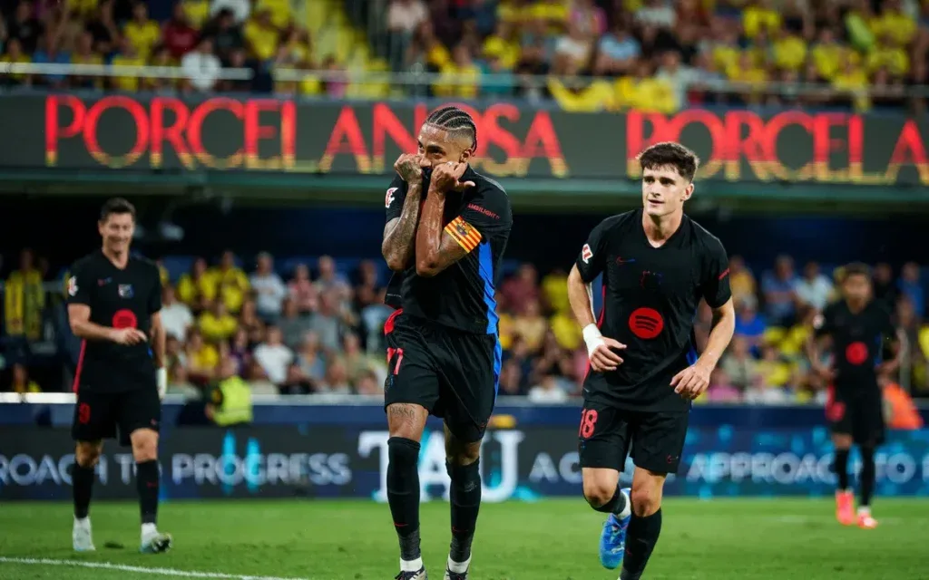 برشلونه يصالح جماهيره بخماسية