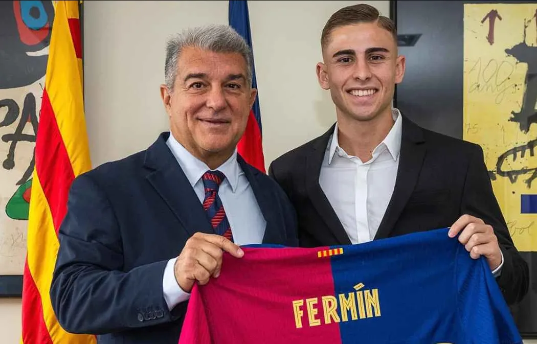 رسمياً.. برشلونة يعلن تجديد عقد فيرمين لوبيز