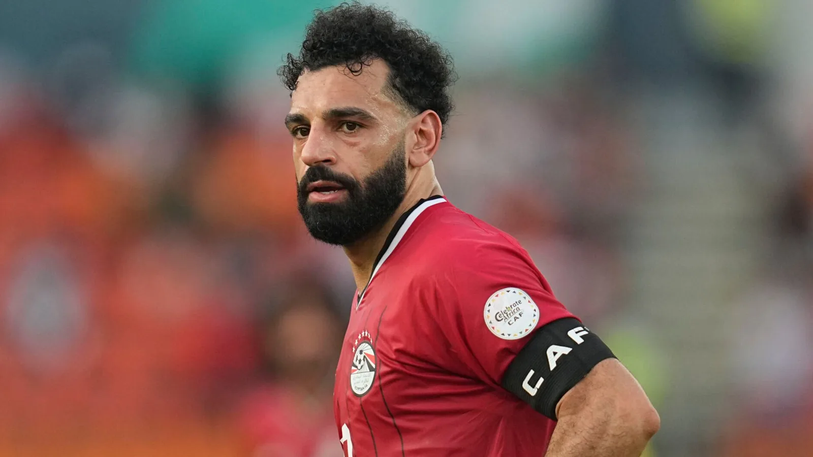 الخليفي يغلق الباب في وجه انتقال صلاح إلى باريس سان جيرمان