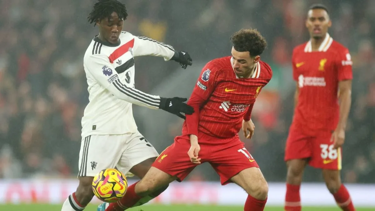 تعادل ليفربول ضد مان يونايتد 2-2 في الدوري الإنجليزي