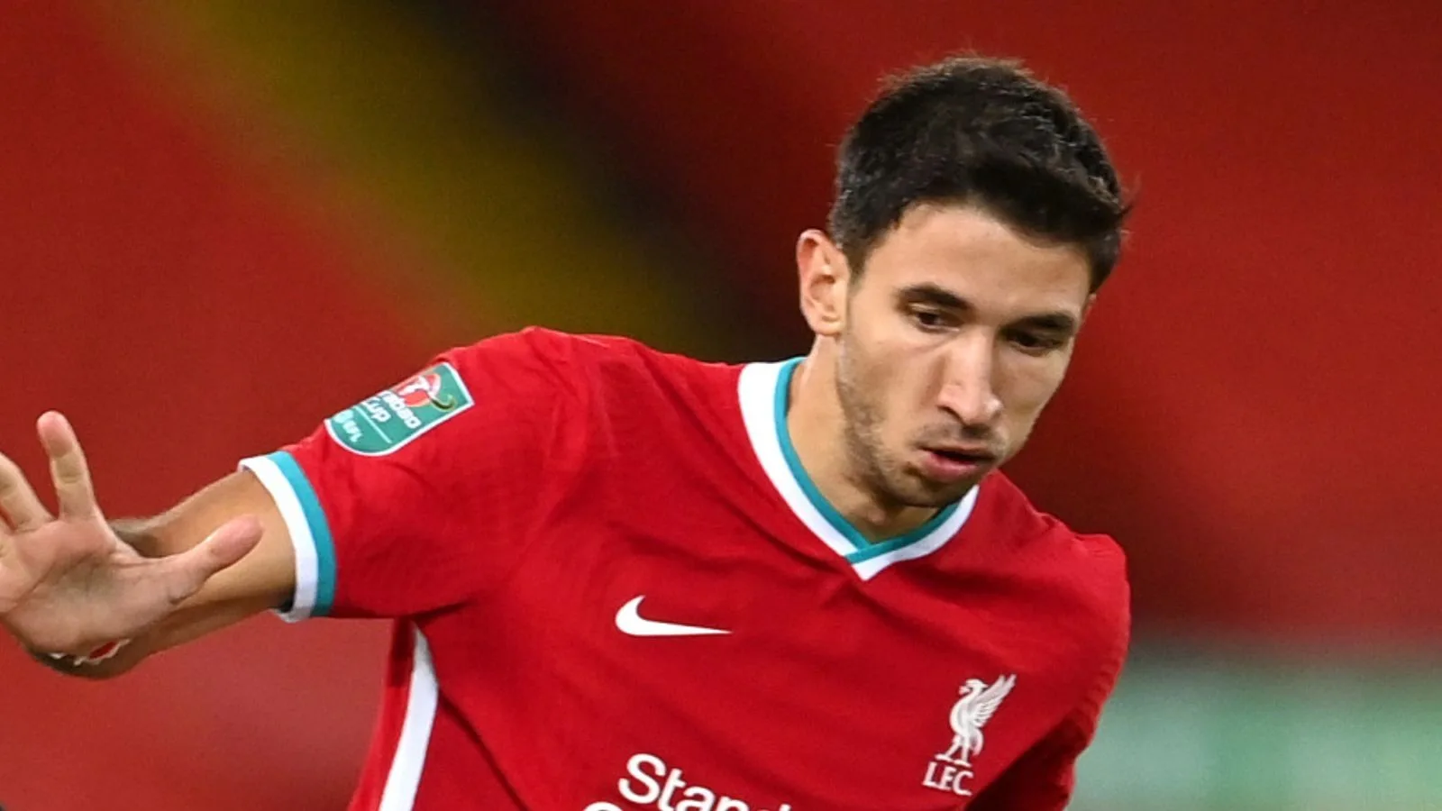 كييزا لاعب ليفربول يقترب من الانتقال إلى نابولي على سبيل الإعارة
