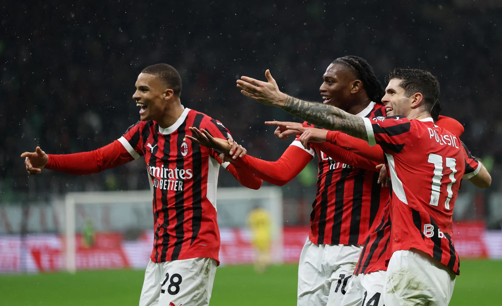 ميلان يسقط في فخ التعادل الإيجابي أمام فيورنتينا العنيد