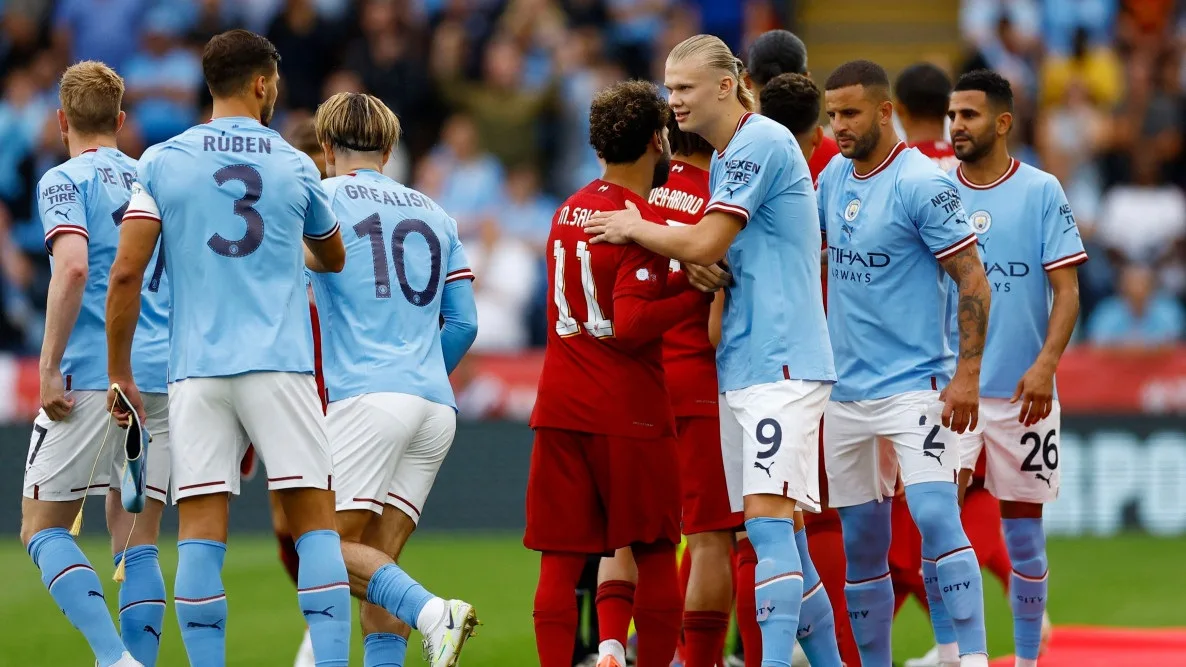ليفربول يتخطى ويست هام بصعوبة ويقترب من حسم اللقب