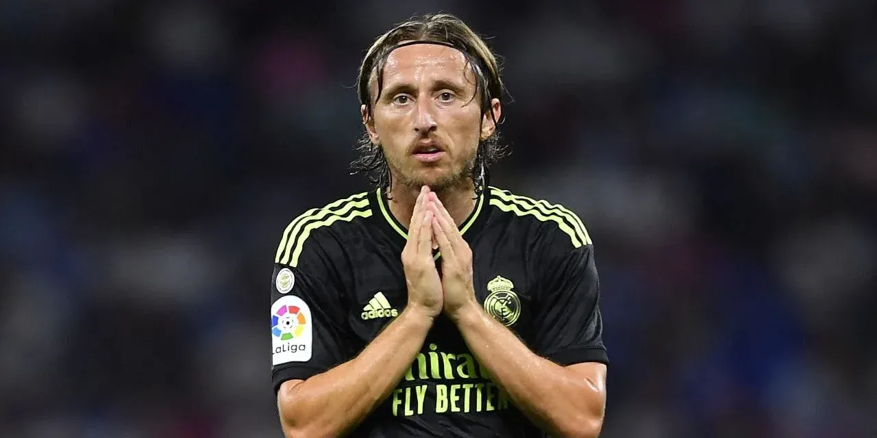 لوكا مودريتش ينضم إلى ميلان بعد كأس العالم للأندية