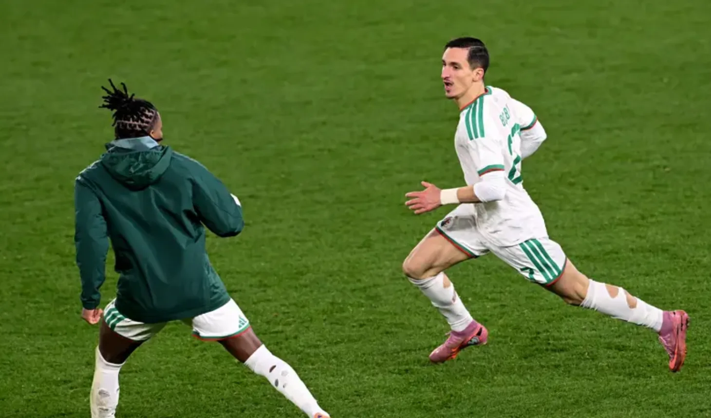 بولبينة يقود الجزائر إلى ربع نهائي كأس أمم أفريقيا 2025