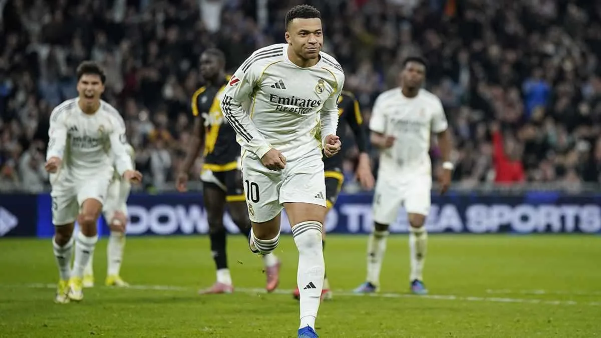 ريال مدريد ينتزع فوزاً صعباً على رايو فاليكانو