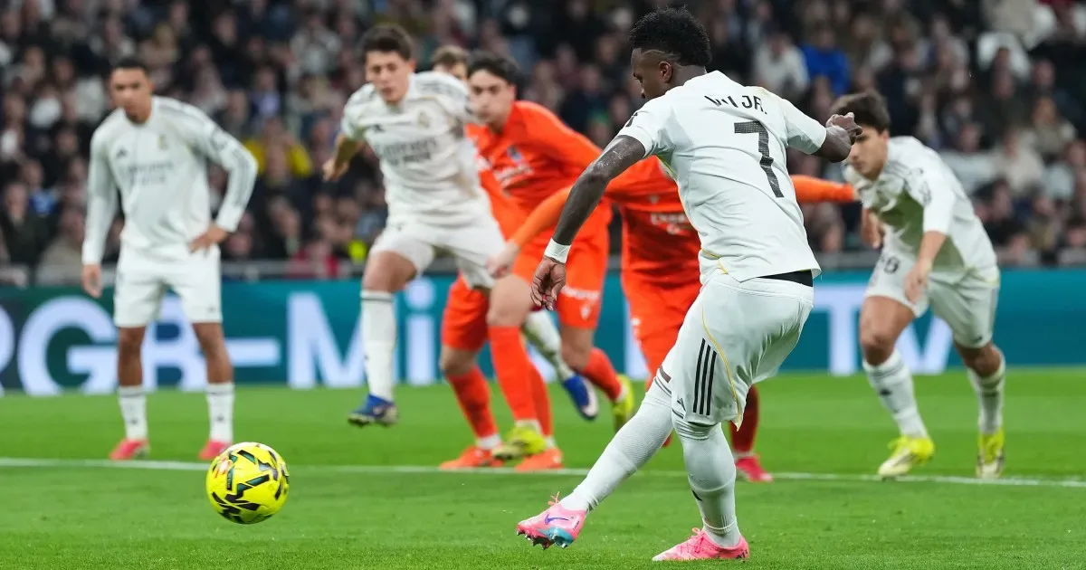 ريال مدريد يسحق ريال سوسيداد برباعية في الليغا