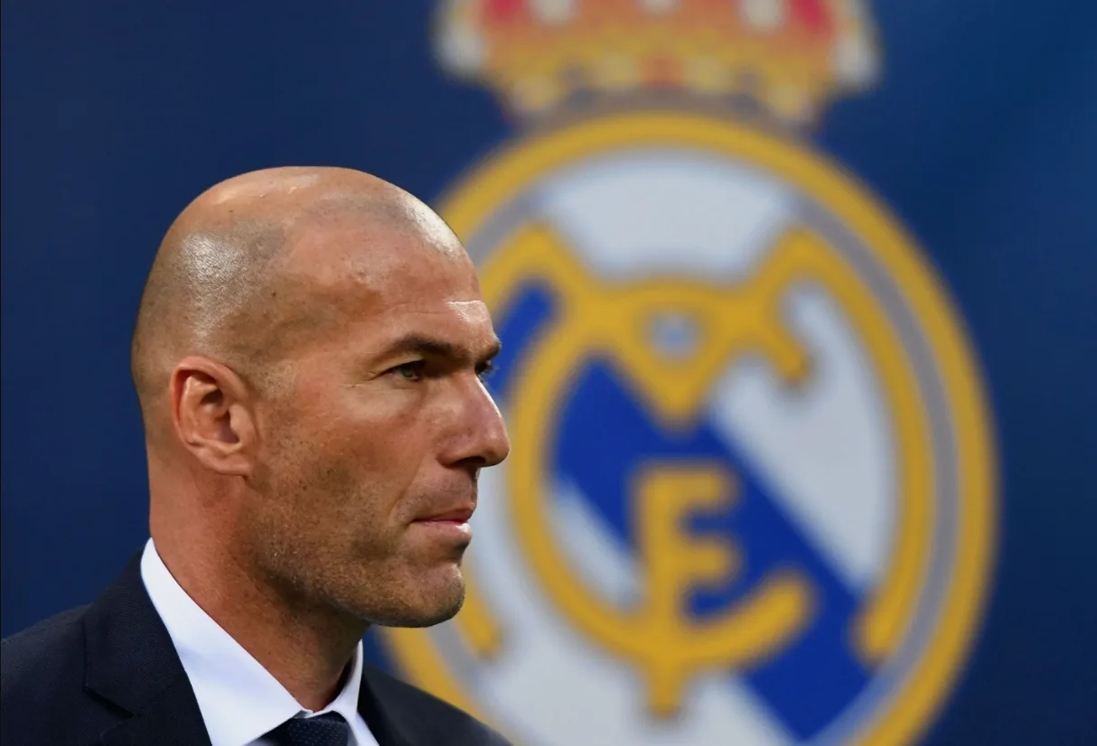 ريال مدريد يريد زيدان في ولاية ثالثة تاريخية