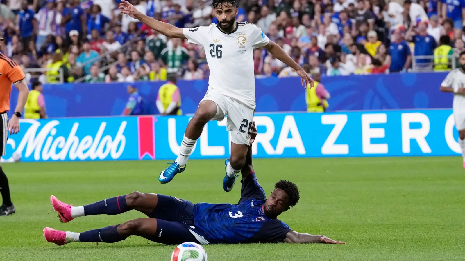 كاب فيردي يخطف الأنظار في تشكيلة مونديال 2026 المثالية