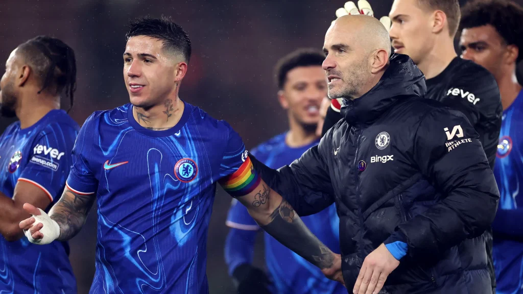 تشيلسي في وصافة الدوري الانجليزي بعد الفوز على توتنهام