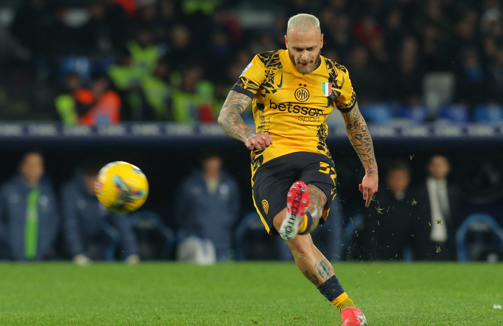 بولونيا يهزم إنتر ميلان ويُشعل الصراع على لقب الدوري الإيطالي