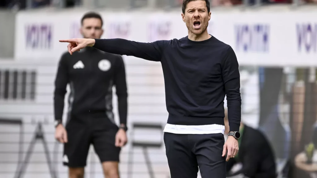 رسمياً … ريال مدريد يعلن عن توقيع عقد مع تشابي ألونسو حتى عام 2028
