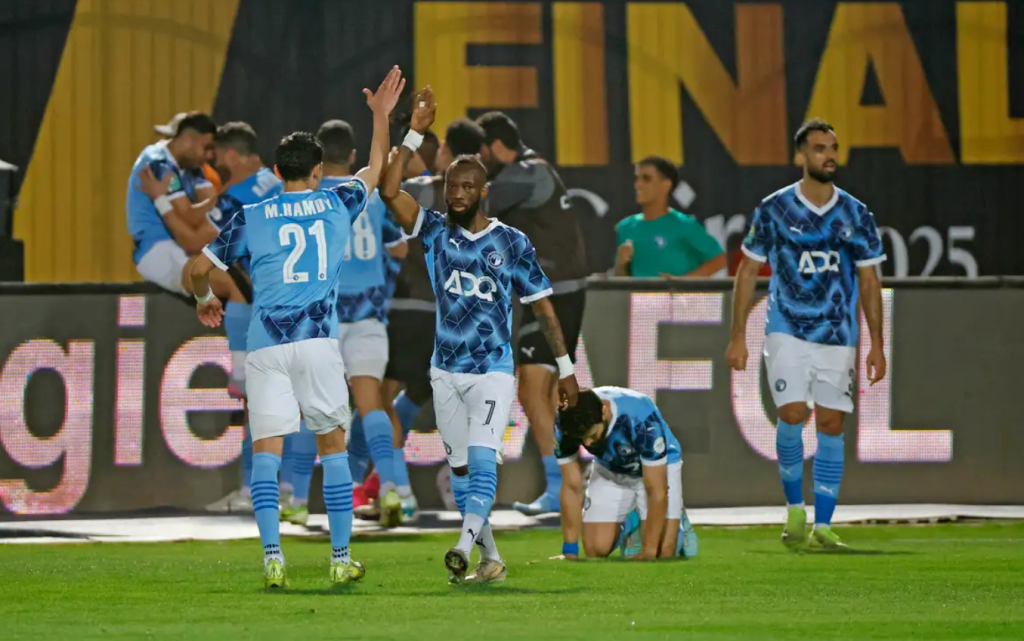 بيراميدز يخطف دوري أبطال أفريقيا من أنياب صن داونز بيراميدز يخطف دوري أبطال أفريقيا من أنياب صن داونز