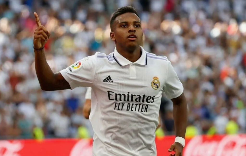 باريس سان جيرمان يبدأ مفاوضات ضم رودريجو