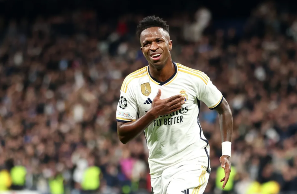 فينيسيوس على أبواب الرحيل من ريال مدريد