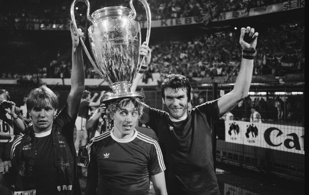 بيتر ويث استون فيلا