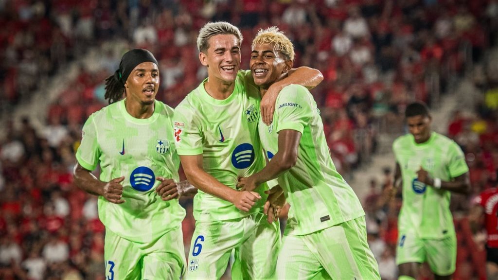 برشلونة يكتسح مايوركا بثلاثية في الدوري الإسباني