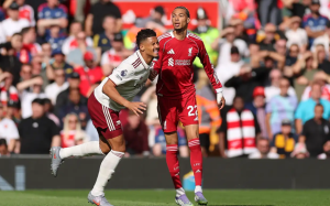 ليفربول يهزم آرسنال في الدوري الإنجليزي الممتاز