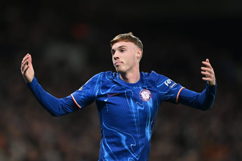 مدرب تشيلسي ينفي شائعات انتقال كول بالمر إلى مانشستر يونايتد